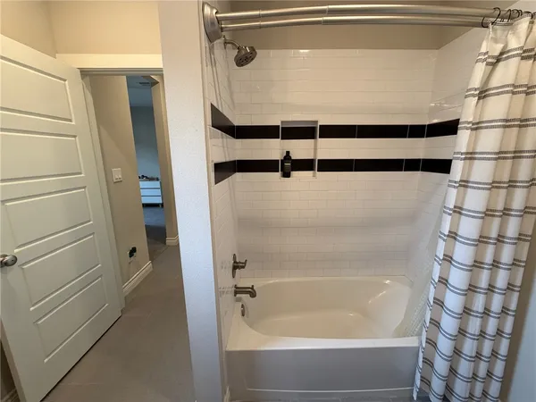 $349,900 | 301 West 31st Street, Unit 202, Bryan, TX 77803