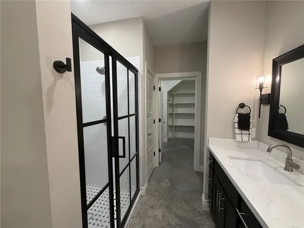 $349,900 | 301 West 31st Street, Unit 202, Bryan, TX 77803