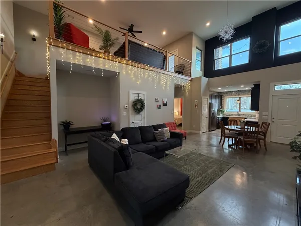 $349,900 | 301 West 31st Street, Unit 202, Bryan, TX 77803