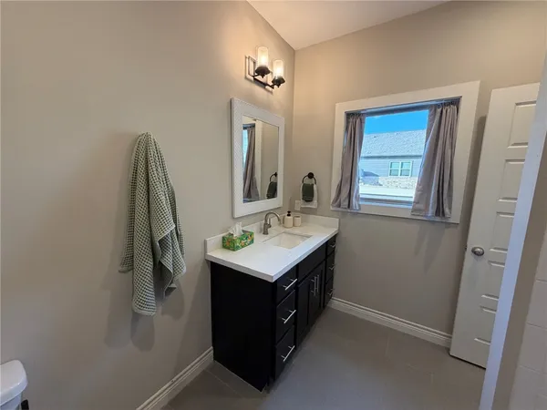 $349,900 | 301 West 31st Street, Unit 202, Bryan, TX 77803