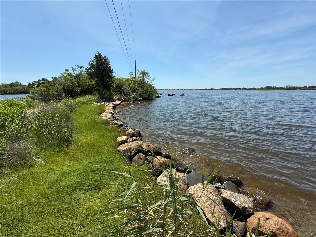 74 Wild Goose Road South Kingstown, RI 02879 - Photo 36 of 41 Gallery Image 36