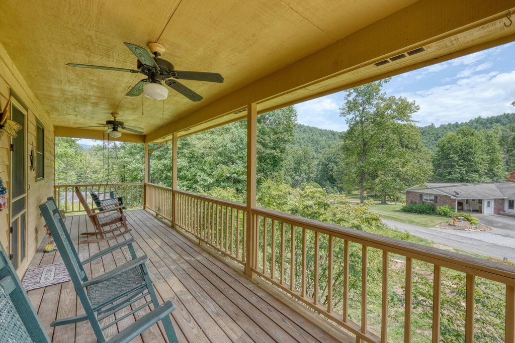 1625 Taylor Road Hiawassee, GA 30546 - Photo 19 of 36 Gallery Image 19