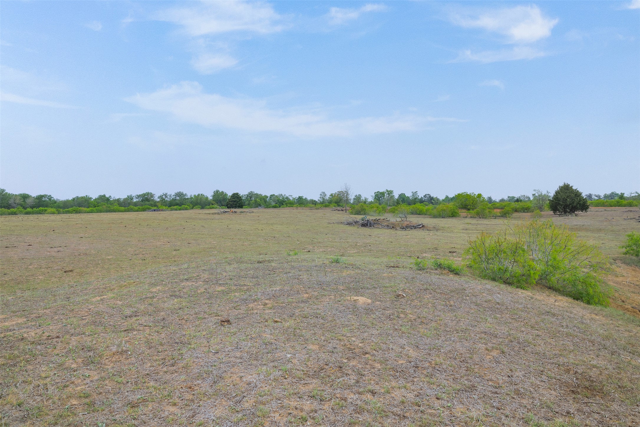 579 Lower Elgin Road Elgin, TX 78621 - Photo 24 of 40 a view of a lake and a city