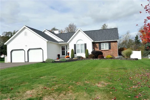$400,500 | 10 Lexington Run, Horseheads, NY 14845
