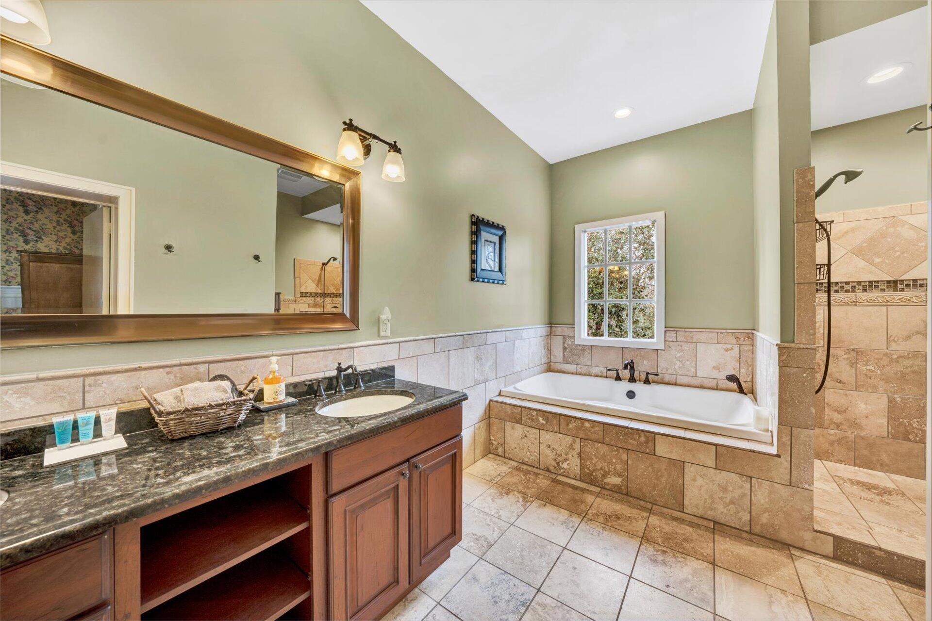 50 Floyd Avenue Rocky Mount, VA 24151 - Photo 31 of 73 39-The Magnolia Suite