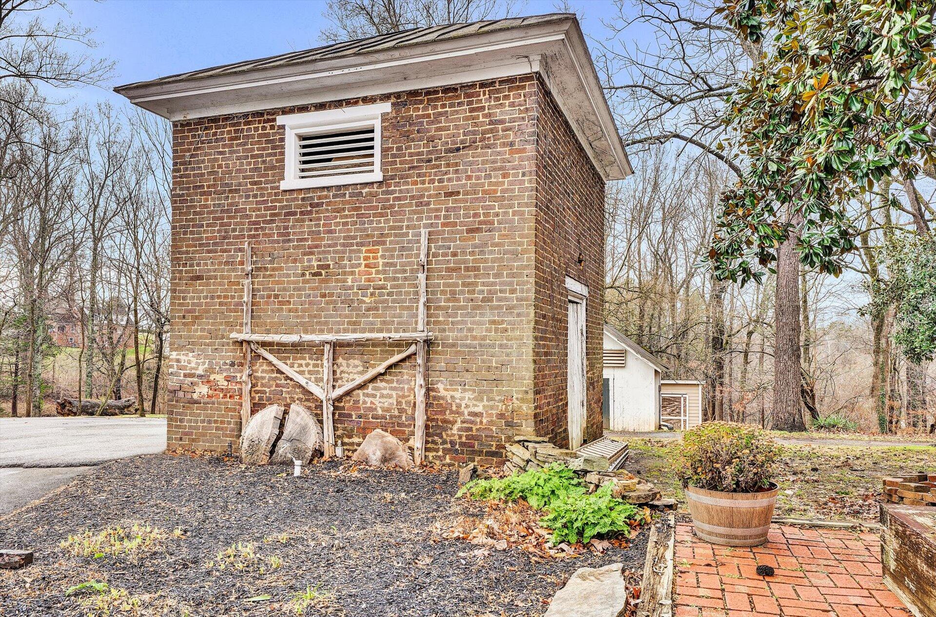 50 Floyd Avenue Rocky Mount, VA 24151 - Photo 48 of 73 56-DSC00193