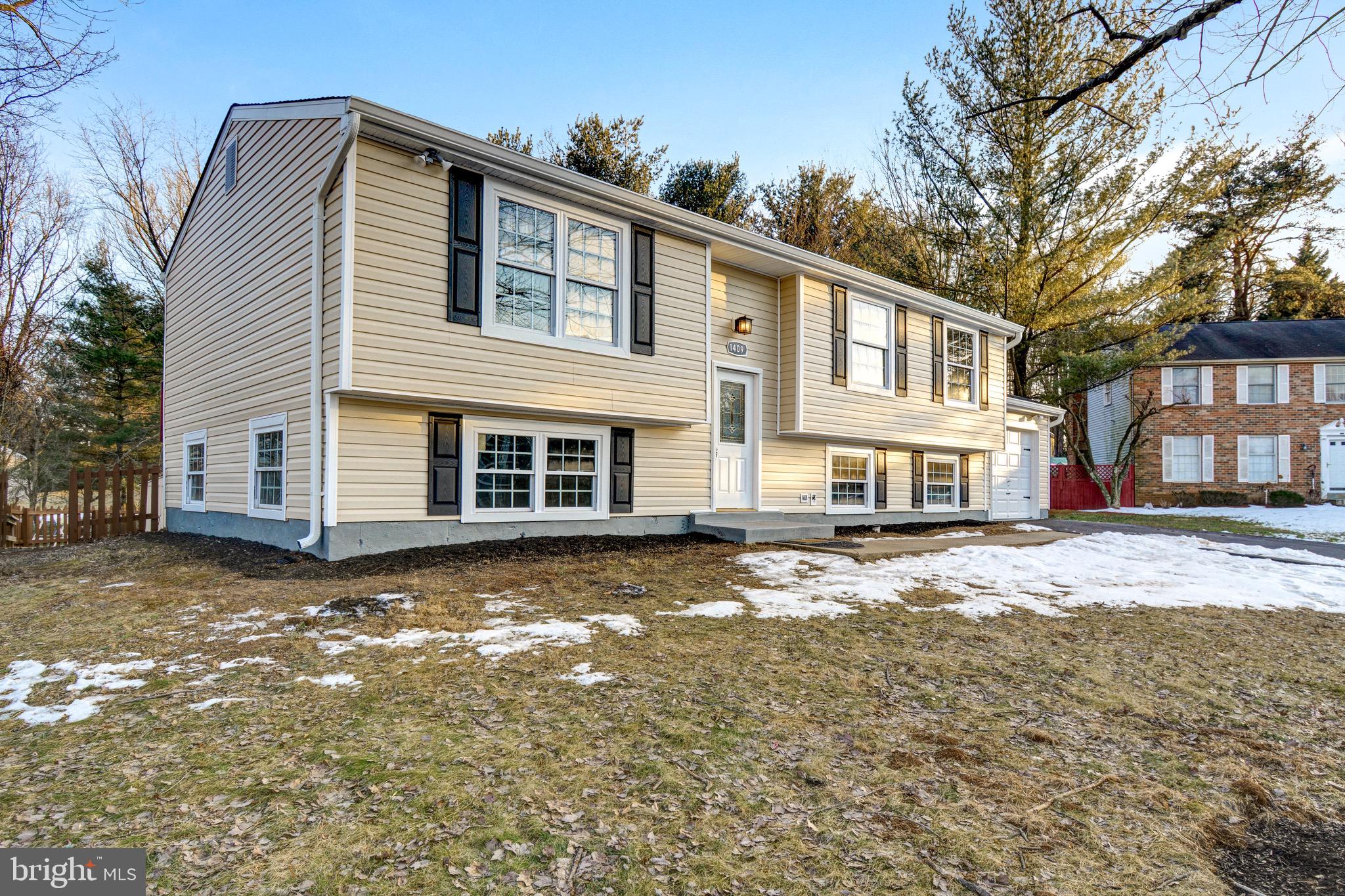 1409 Rising Wind Court Silver Spring, MD 20905 - Photo 3 of 41