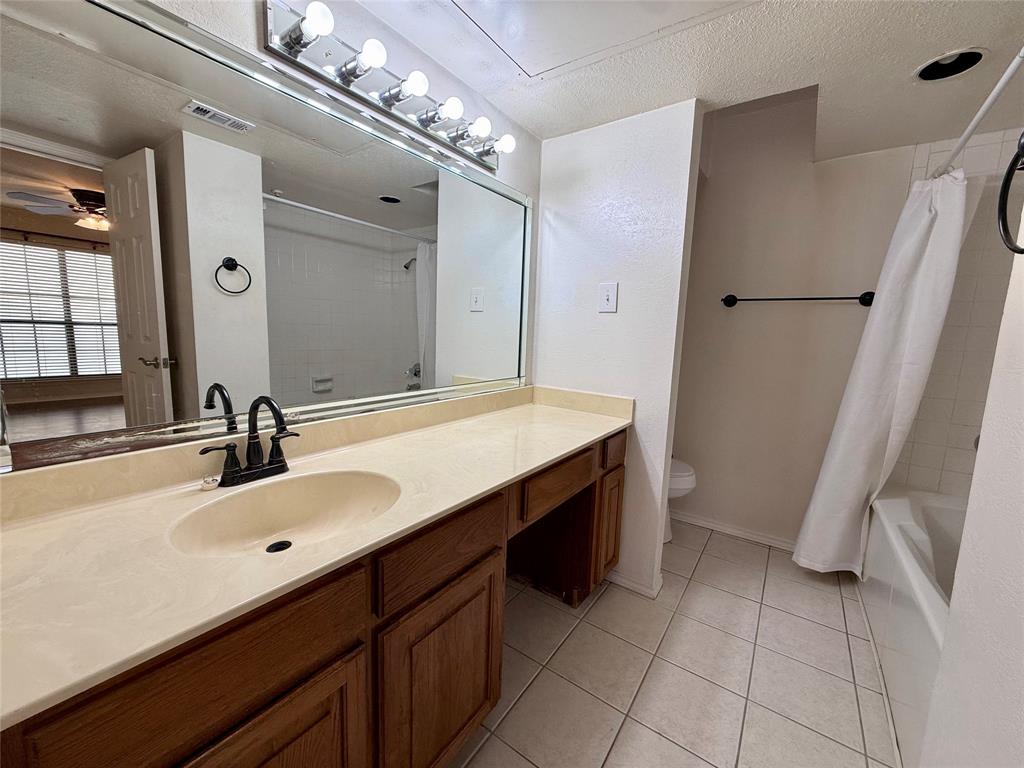 330 West Harwood Road, Unit C Hurst, TX 76054 - Photo 17 of 25