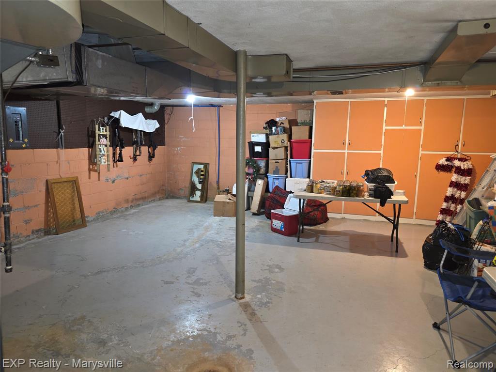 11232 Yale Road Yale, MI 48097 - Photo 22 of 24