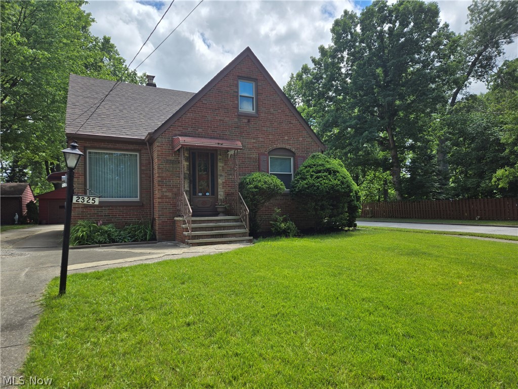 2325 Lorimer Road Cleveland, OH 44134 - Photo 1 of 15