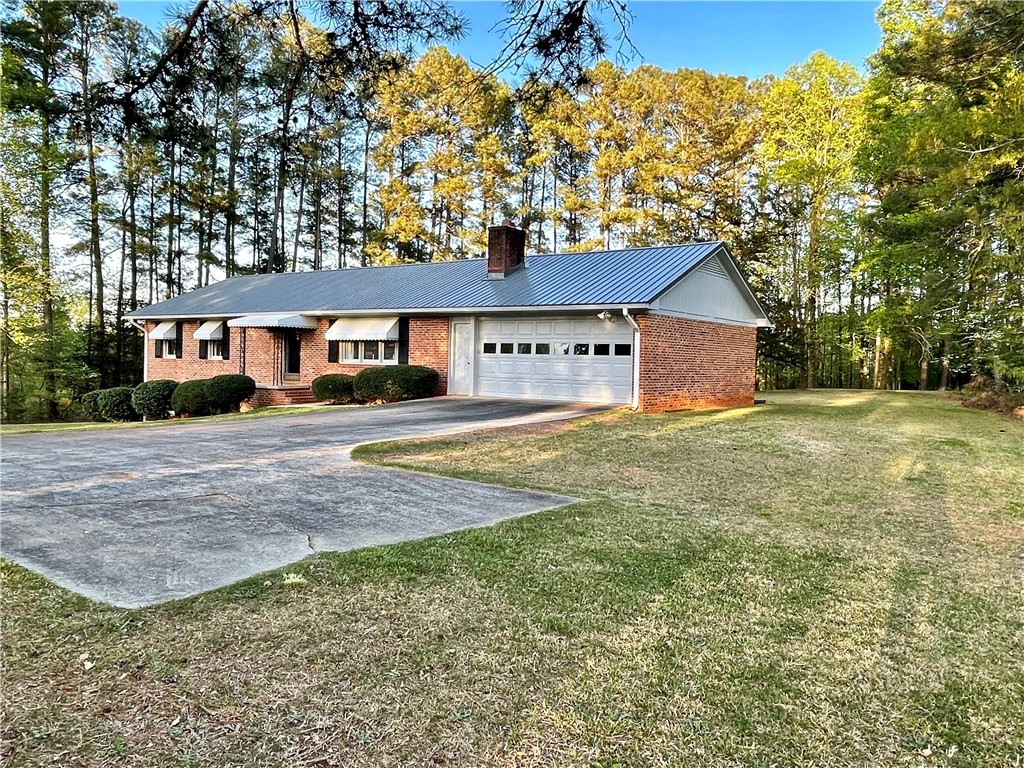 106 Warner Mill Road Walhalla, SC 29691 - Photo 2 of 38