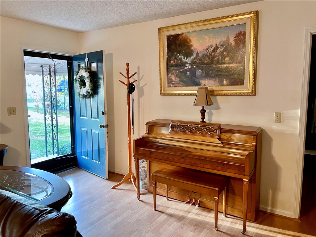 106 Warner Mill Road Walhalla, SC 29691 - Photo 8 of 38