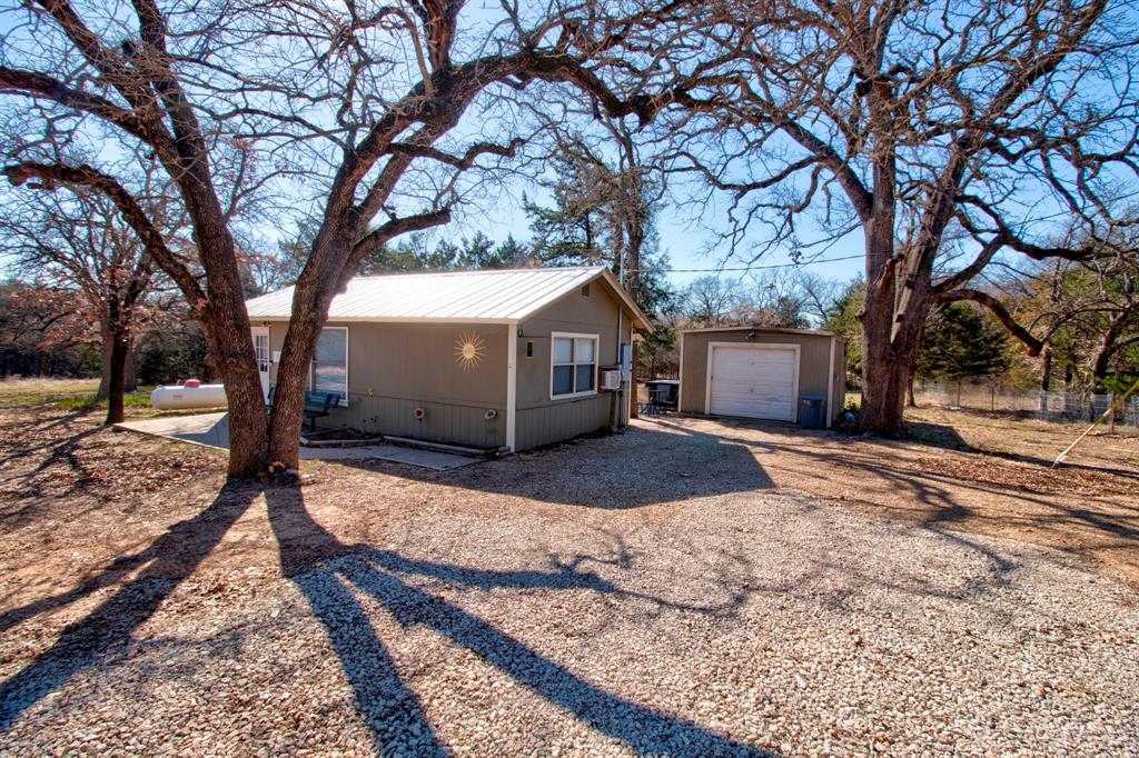 374 Hideaway Lane Valley View, TX 76272 - Photo 4 of 35