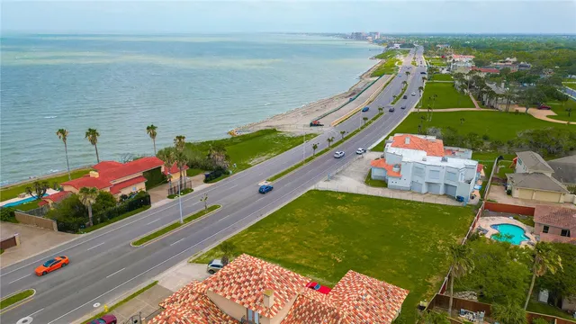 $550,000 | 3645 Ocean Drive, Corpus Christi, TX 78411