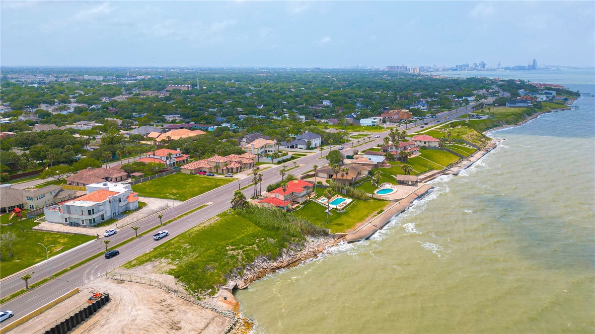 3645 Ocean Drive Corpus Christi, TX 78411 - Photo 14 of 21