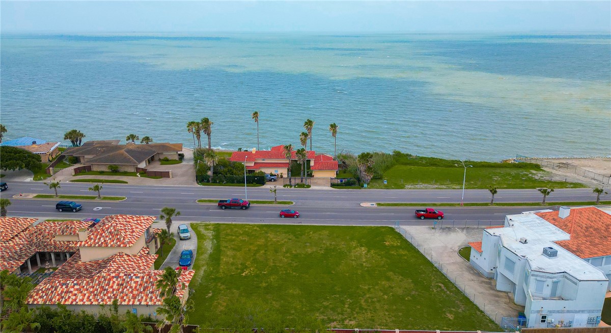 3645 Ocean Drive Corpus Christi, TX 78411 - Photo 8 of 21