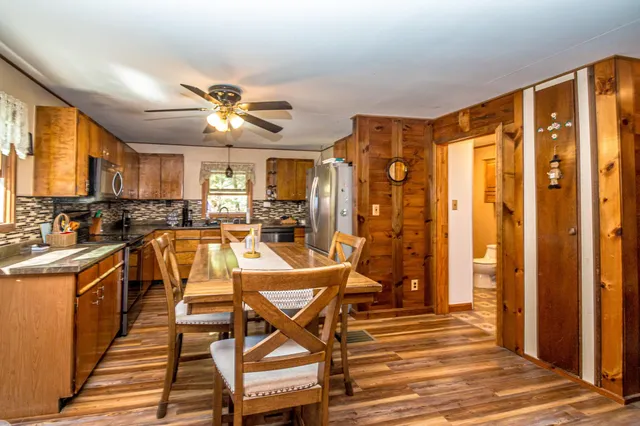 $240,000 | 1435 Lost Nation Road, Northumberland, NH 03582