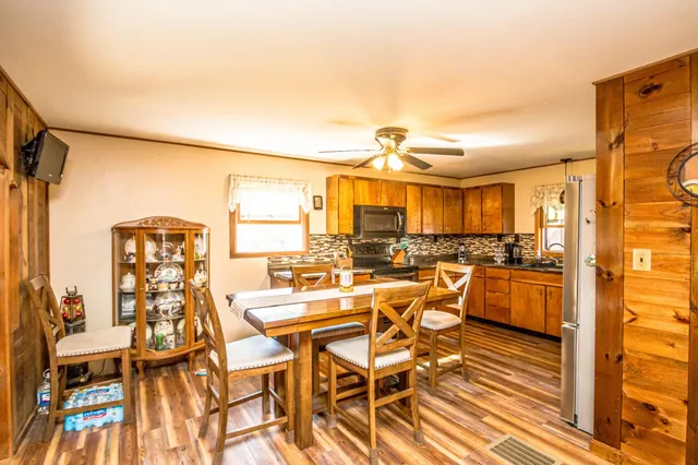 $240,000 | 1435 Lost Nation Road, Northumberland, NH 03582