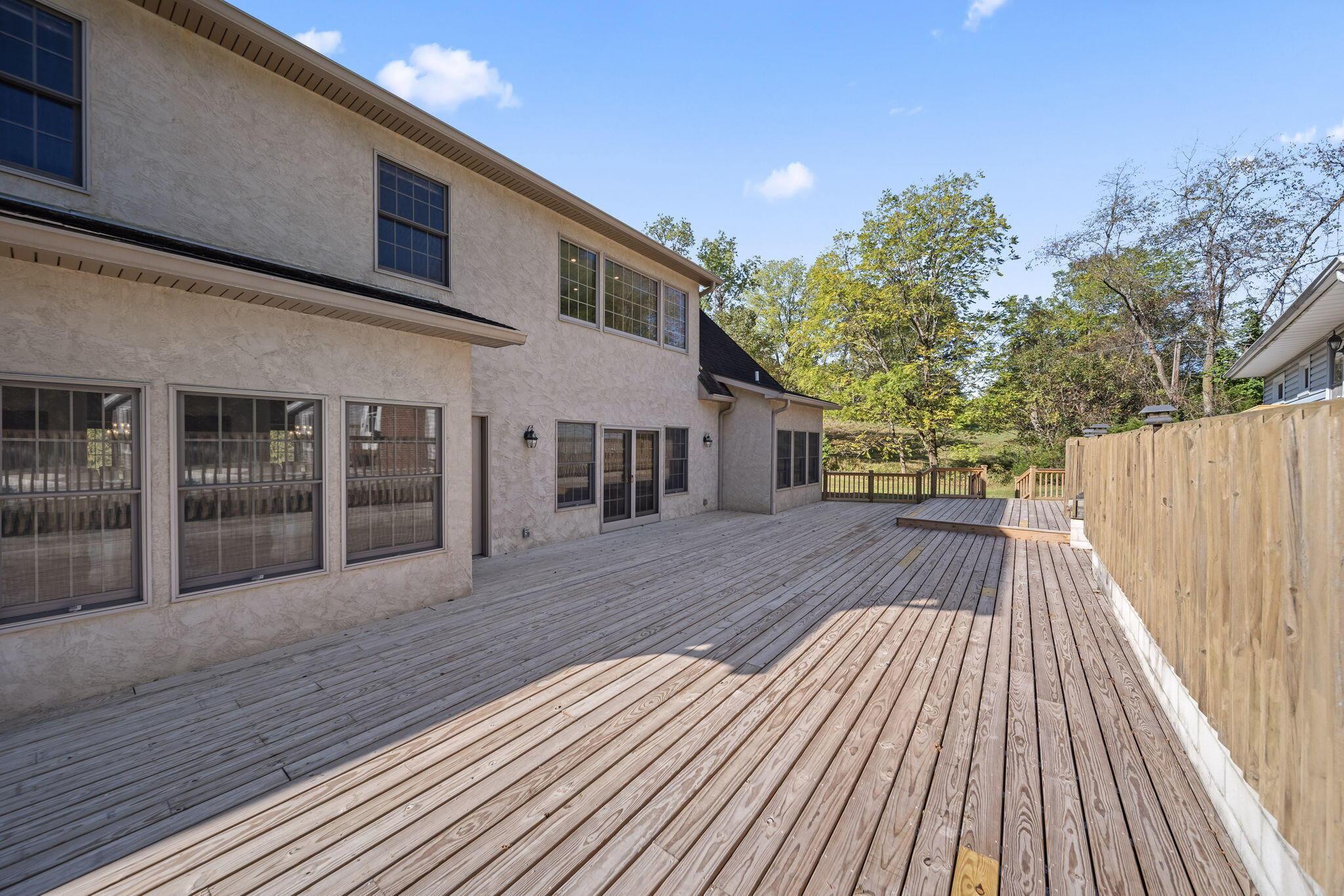 9426 Bennington Chapel Road Croton, OH 43013 - Photo 63 of 127 Deck