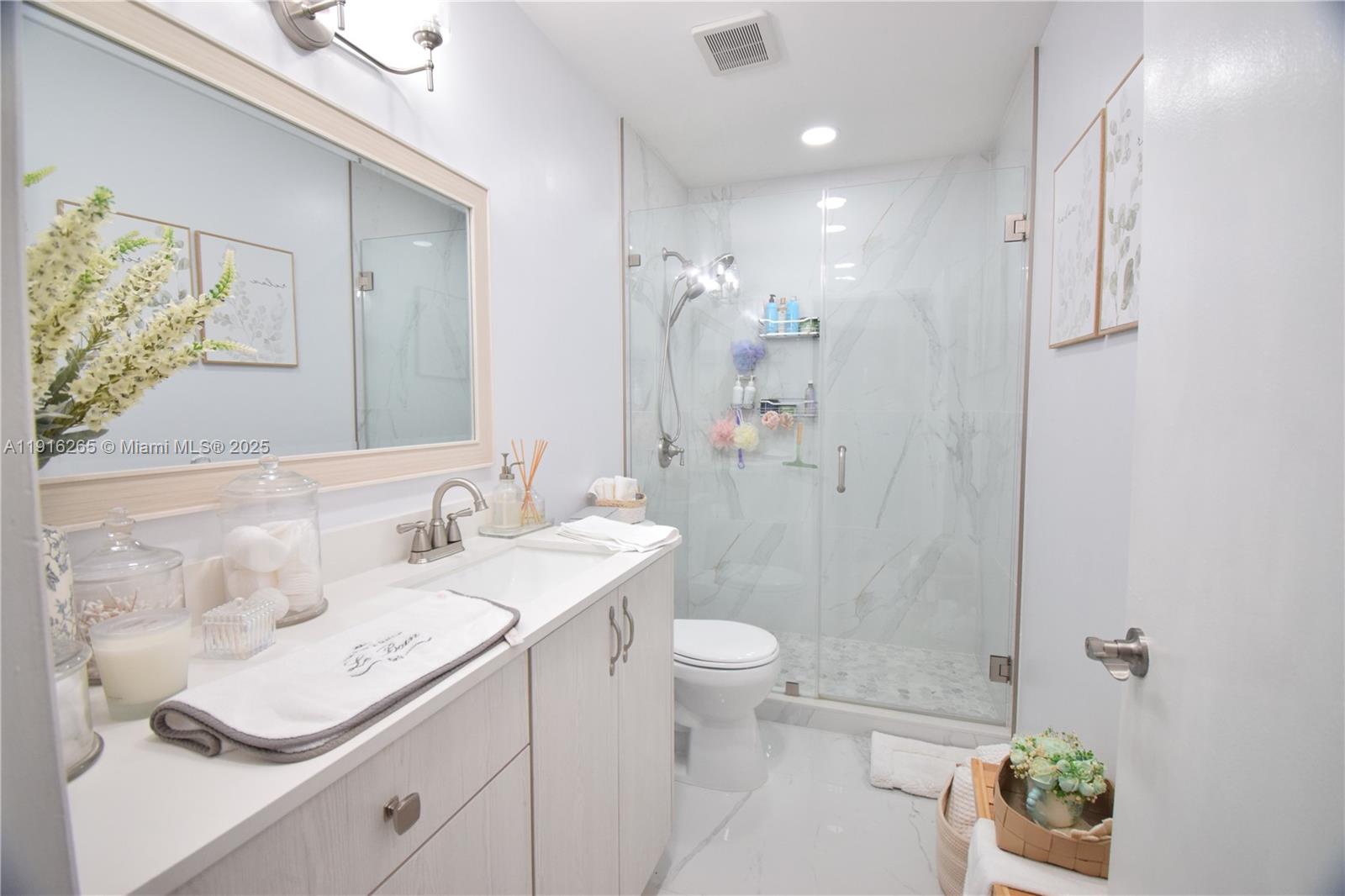 24980 Southwest 127th Court Homestead, FL 33032 - Photo 15 of 51