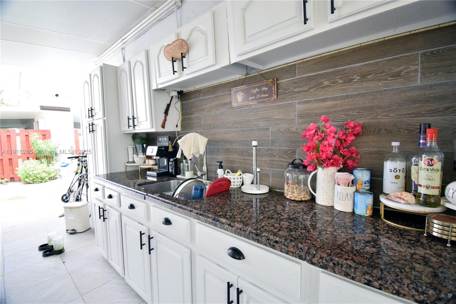 24980 Southwest 127th Court Homestead, FL 33032 - Photo 18 of 51