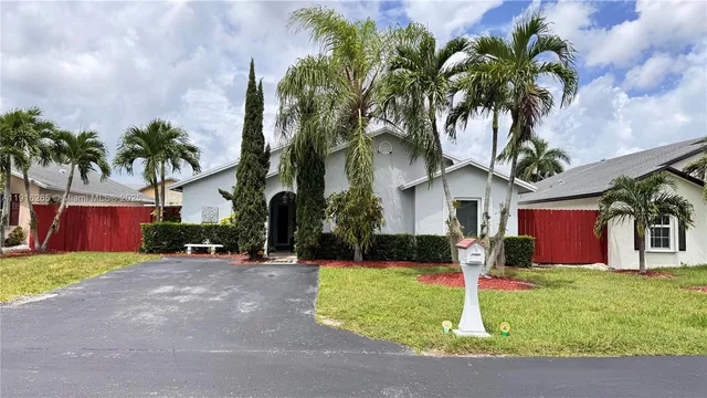 $3,000 | 24980 Southwest 127th Court, Homestead, FL 33032