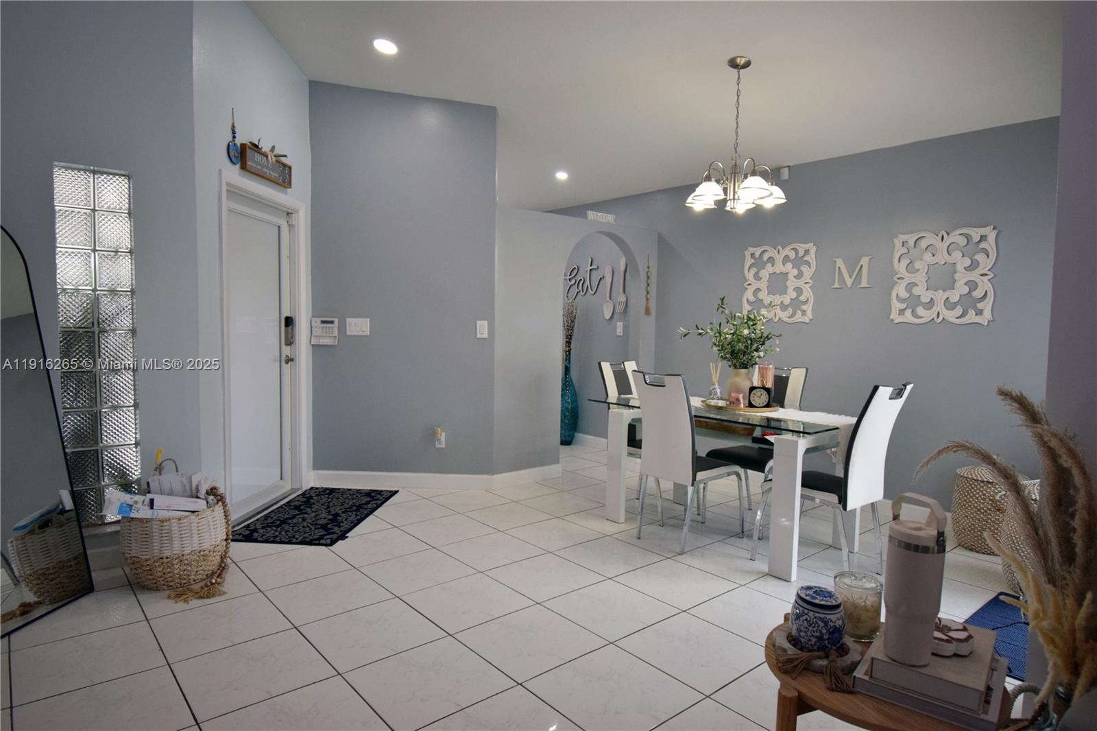 24980 Southwest 127th Court Homestead, FL 33032 - Photo 10 of 51