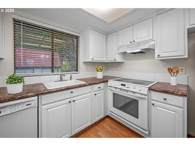 $310,000 | 2802 Tree Top Lane, West Linn, OR 97068