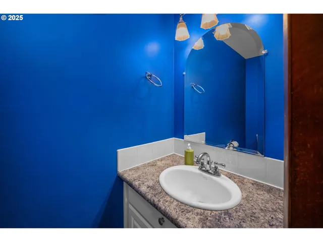 $310,000 | 2802 Tree Top Lane, West Linn, OR 97068