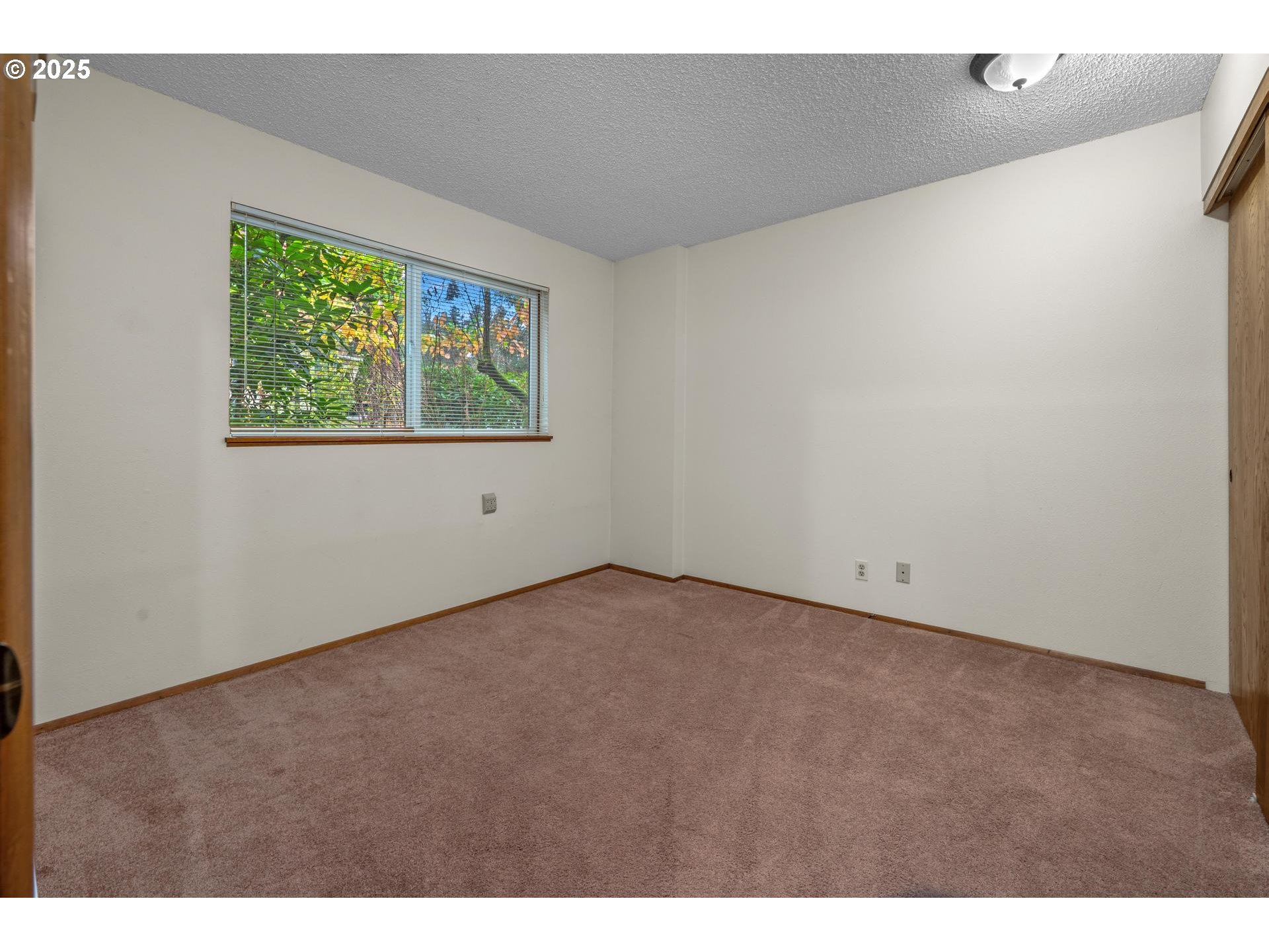 2802 Tree Top Lane West Linn, OR 97068 - Photo 23 of 37