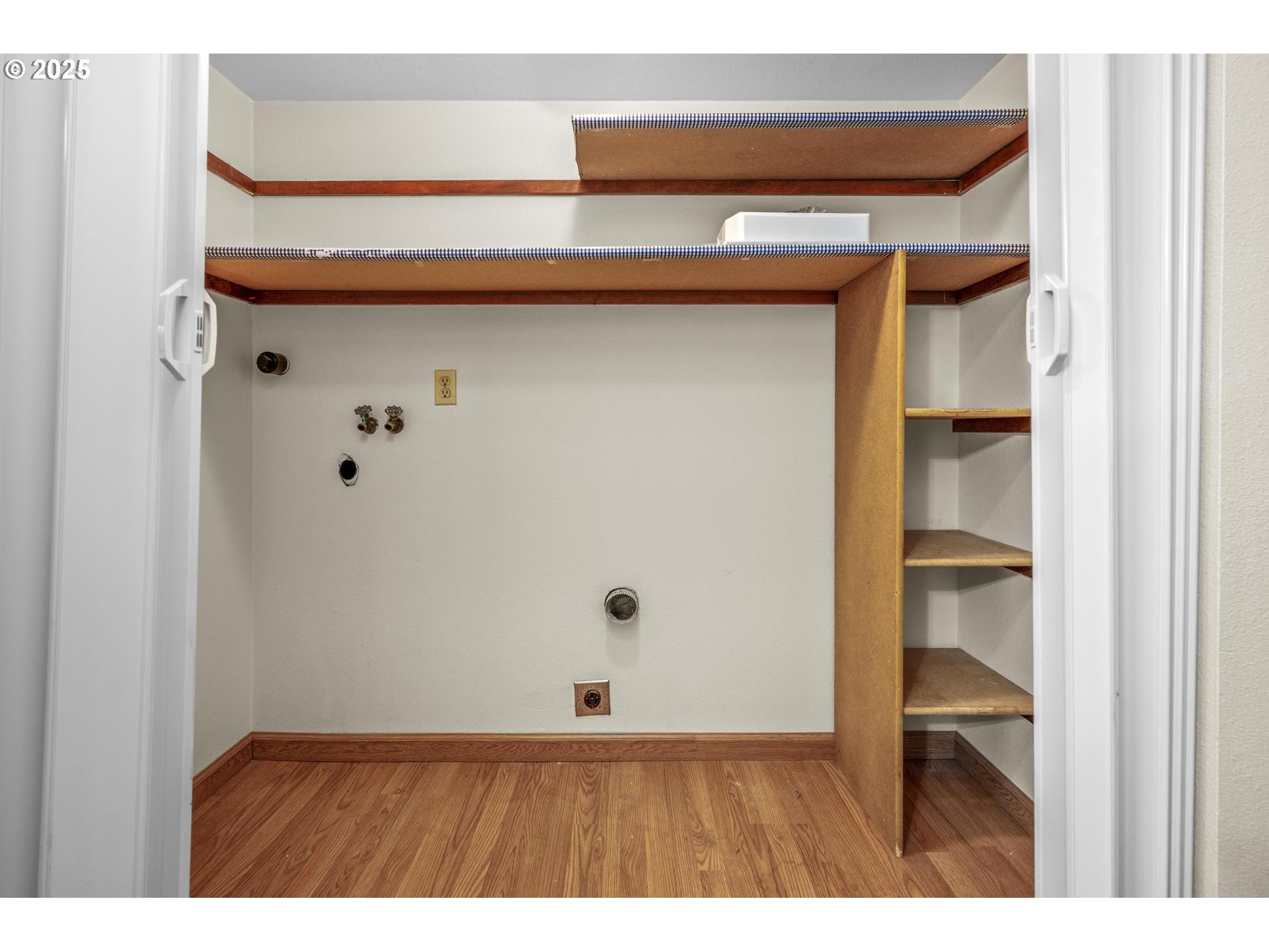 2802 Tree Top Lane West Linn, OR 97068 - Photo 24 of 37