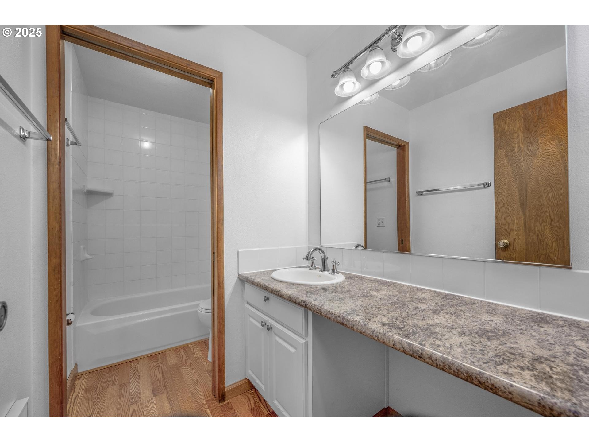 2802 Tree Top Lane West Linn, OR 97068 - Photo 26 of 37