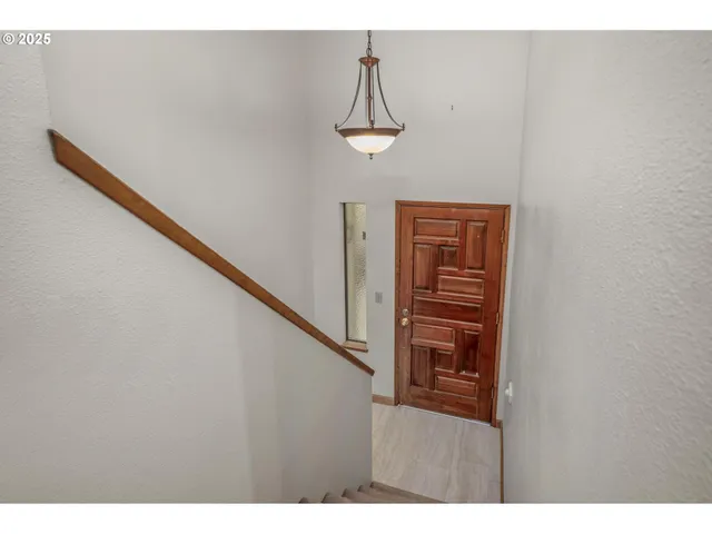 $310,000 | 2802 Tree Top Lane, West Linn, OR 97068