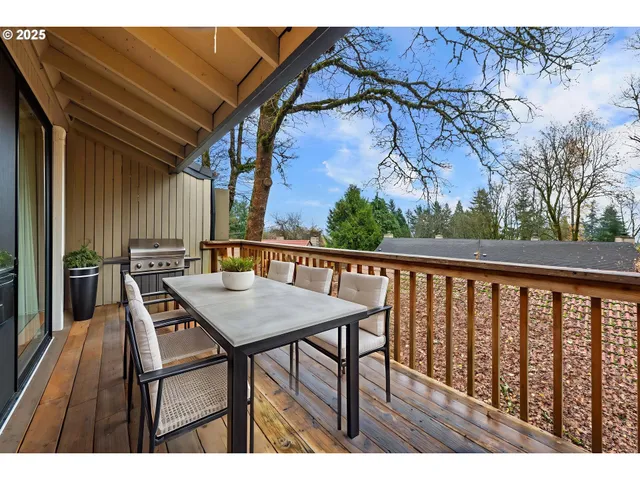 $310,000 | 2802 Tree Top Lane, West Linn, OR 97068