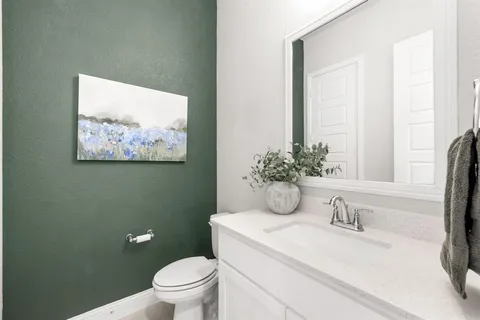 $699,999 | 2270 English Ivy Road, Frisco, TX 75033