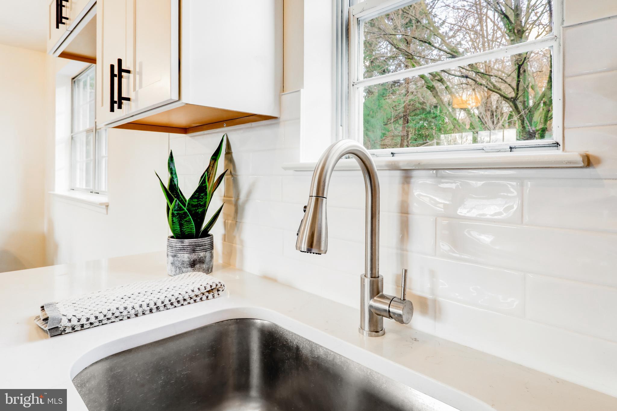 737 Ferndale Road Mount Joy, PA 17552 - Photo 11 of 37