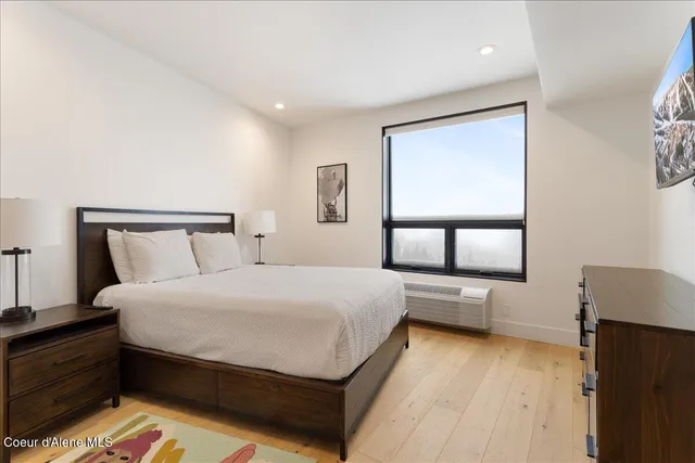 $1,400,000 | 124 Village Lane, Unit 314, Sandpoint, ID 83864