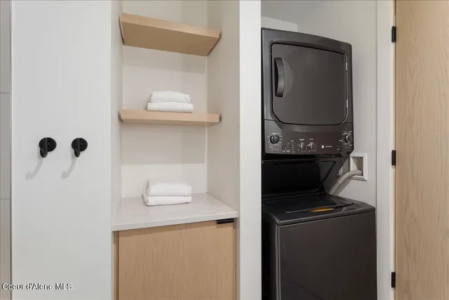 $1,400,000 | 124 Village Lane, Unit 314, Sandpoint, ID 83864