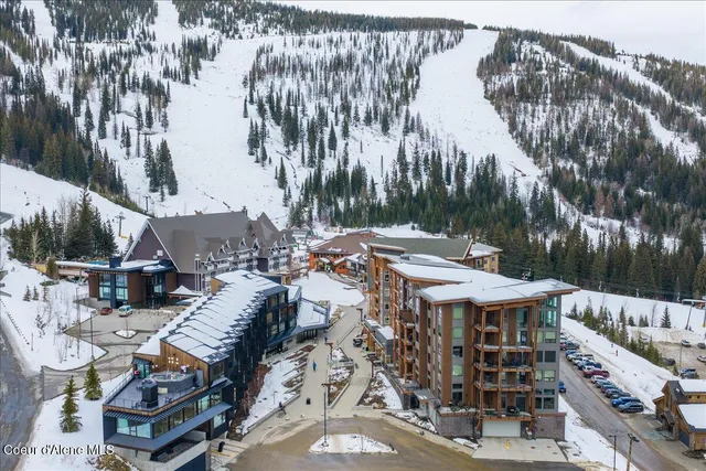 $1,400,000 | 124 Village Lane, Unit 314, Sandpoint, ID 83864