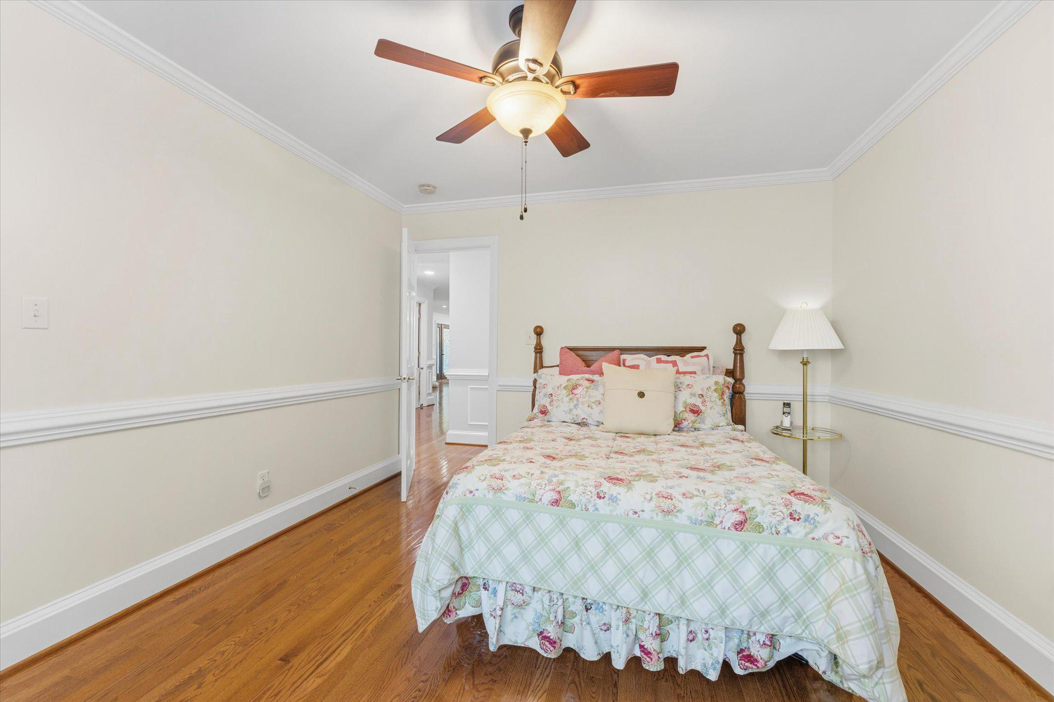 3800 Mountain Road Haymarket, VA 20169 - Photo 43 of 73 Bedroom - main level.