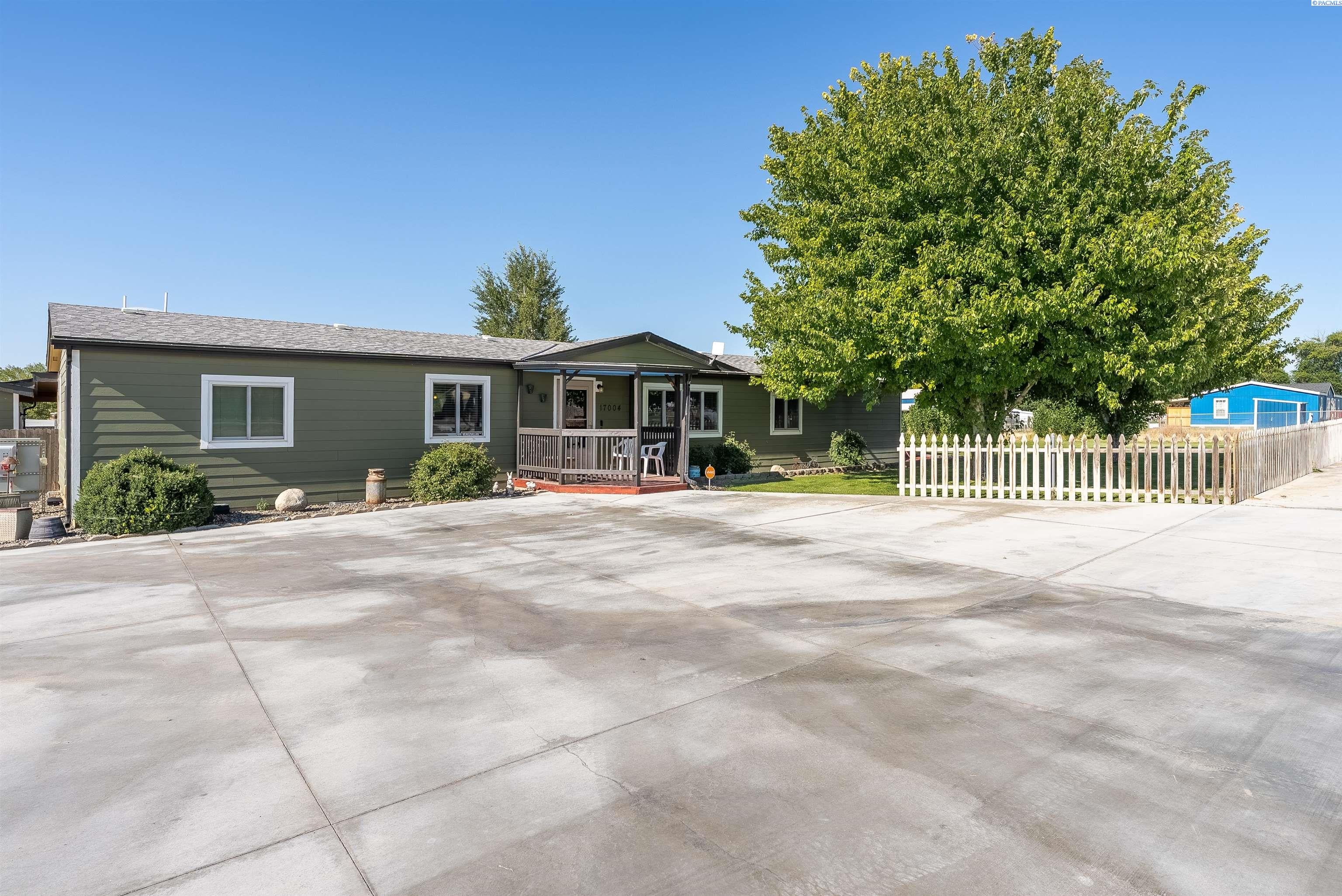 17004 East Ruppert Road Benton City, WA 99320 - Photo 2 of 44 Gallery Image 2