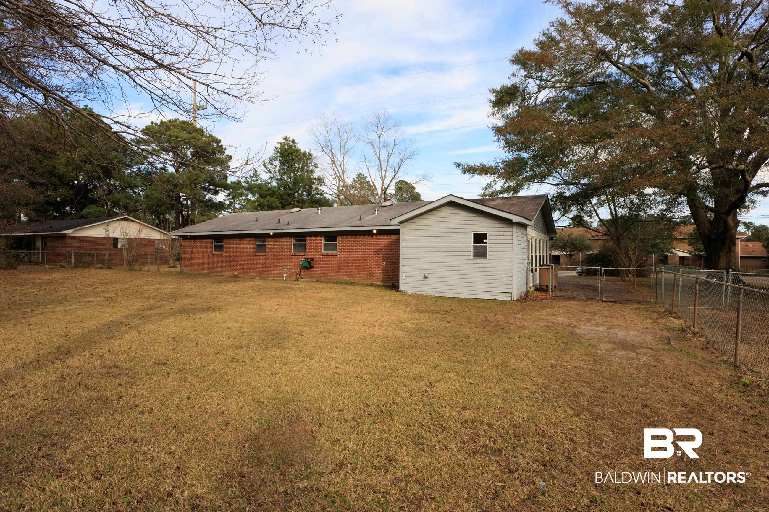 114 Foreman Road Mobile, AL 36608 - Photo 4 of 27