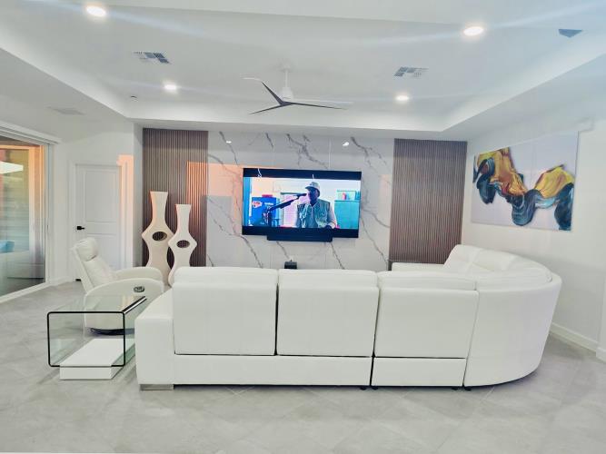 Aqua Overlook Court Lehigh Acres, FL 33972 - Photo 4 of 20