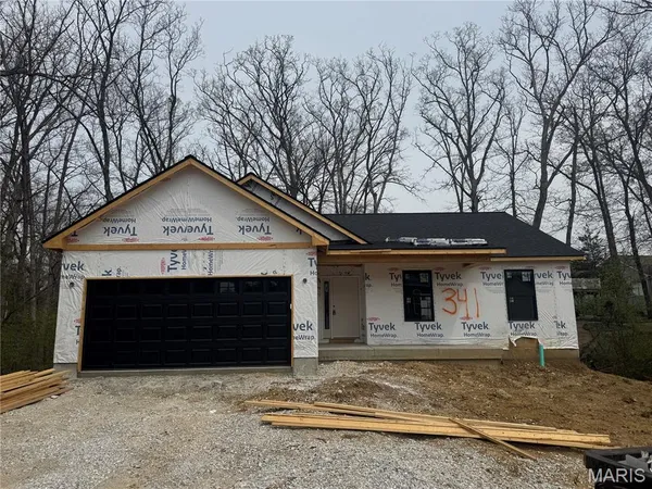 $325,000 | 31682 Dogwood Lane, Foristell, MO 63348