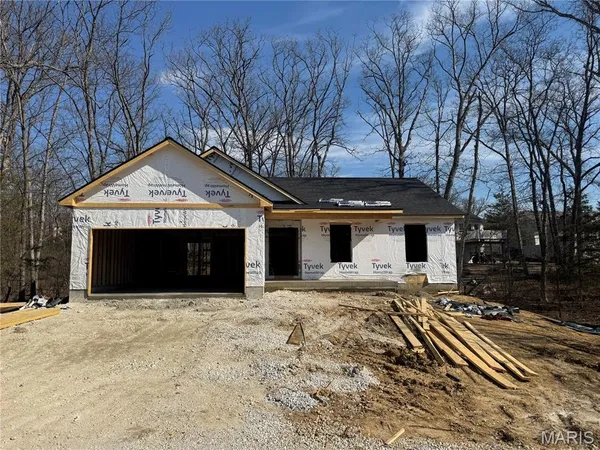 $325,000 | 31682 Dogwood Lane, Foristell, MO 63348