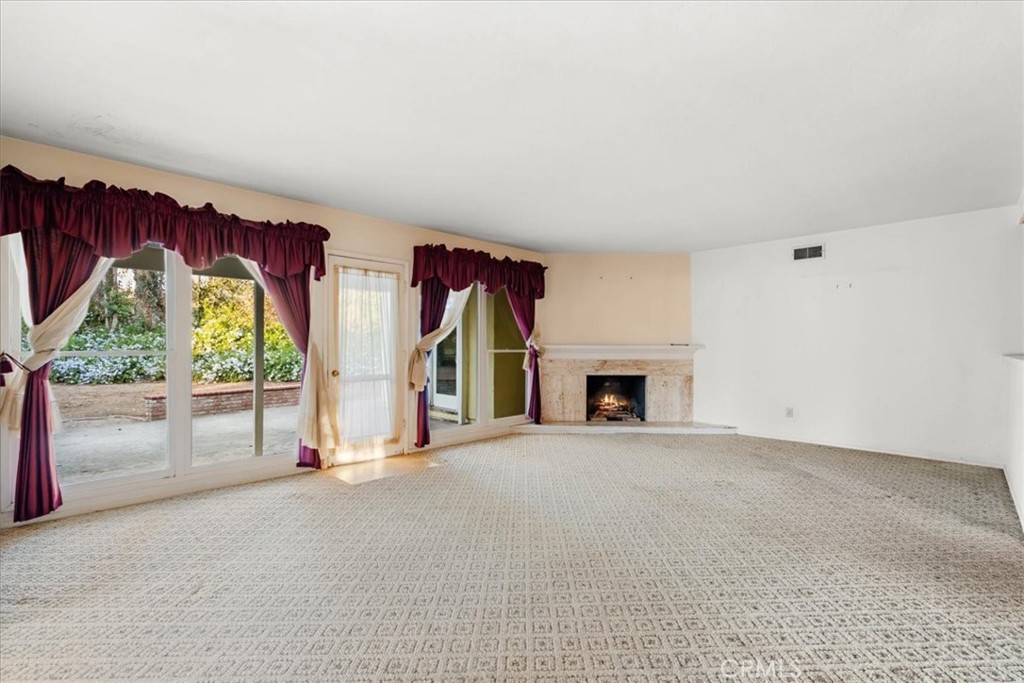 2807 Wyoming Way Riverside, CA 92506 - Photo 8 of 40