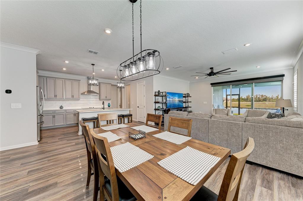 17962 Solstice Avenue Venice, FL 34293 - Photo 13 of 66