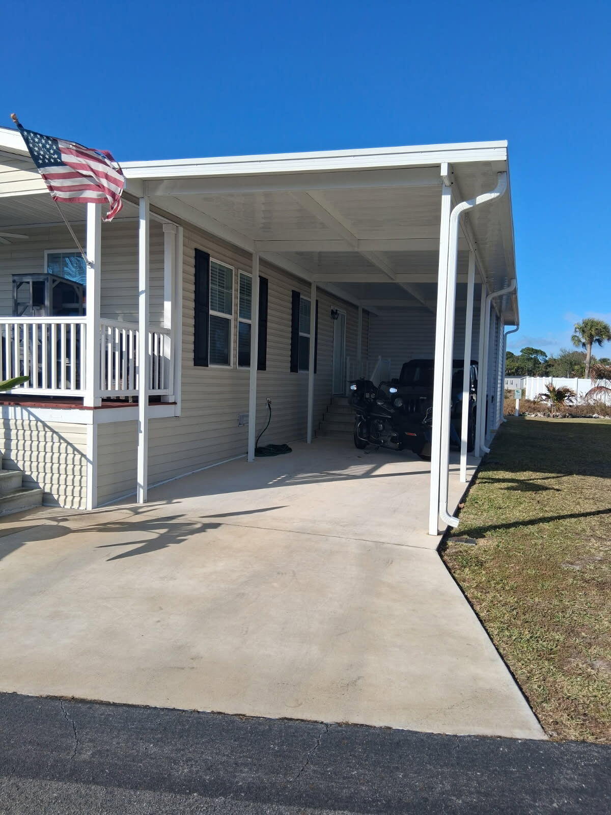 356 Mockingbird Avenue Fort Pierce, FL 34982 - Photo 2 of 12 IMG_20260409_055934
