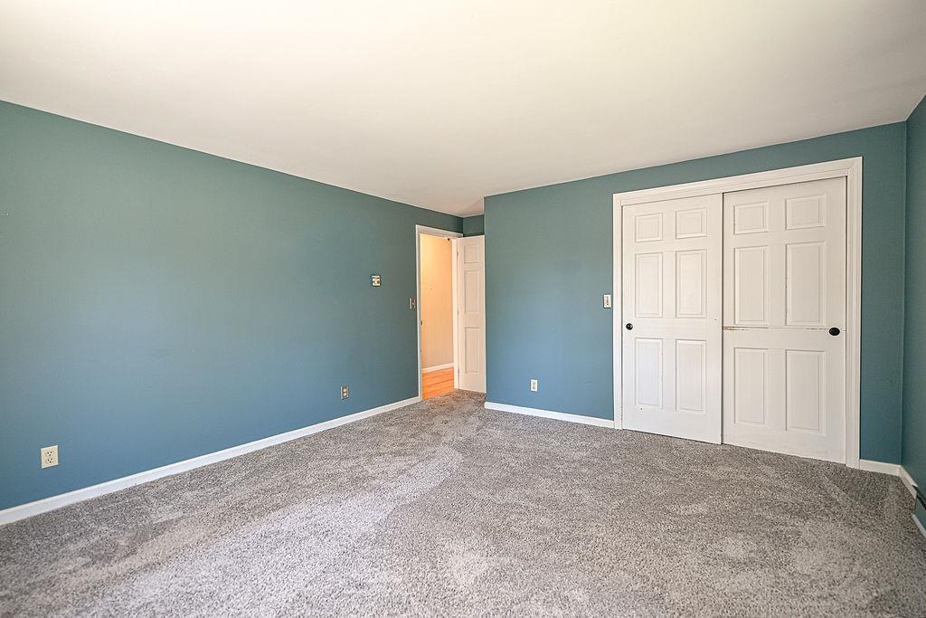 32 Hickory Drive Amherst, NH 03031 - Photo 27 of 38