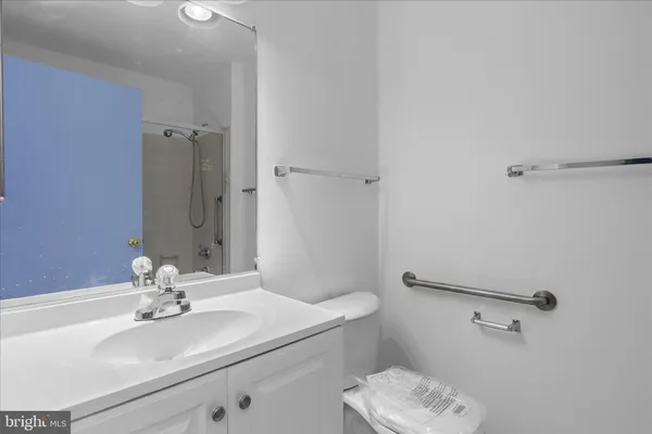 $250,000 | 15300 Pine Orchard Drive, Unit 852H, Silver Spring, MD 20906